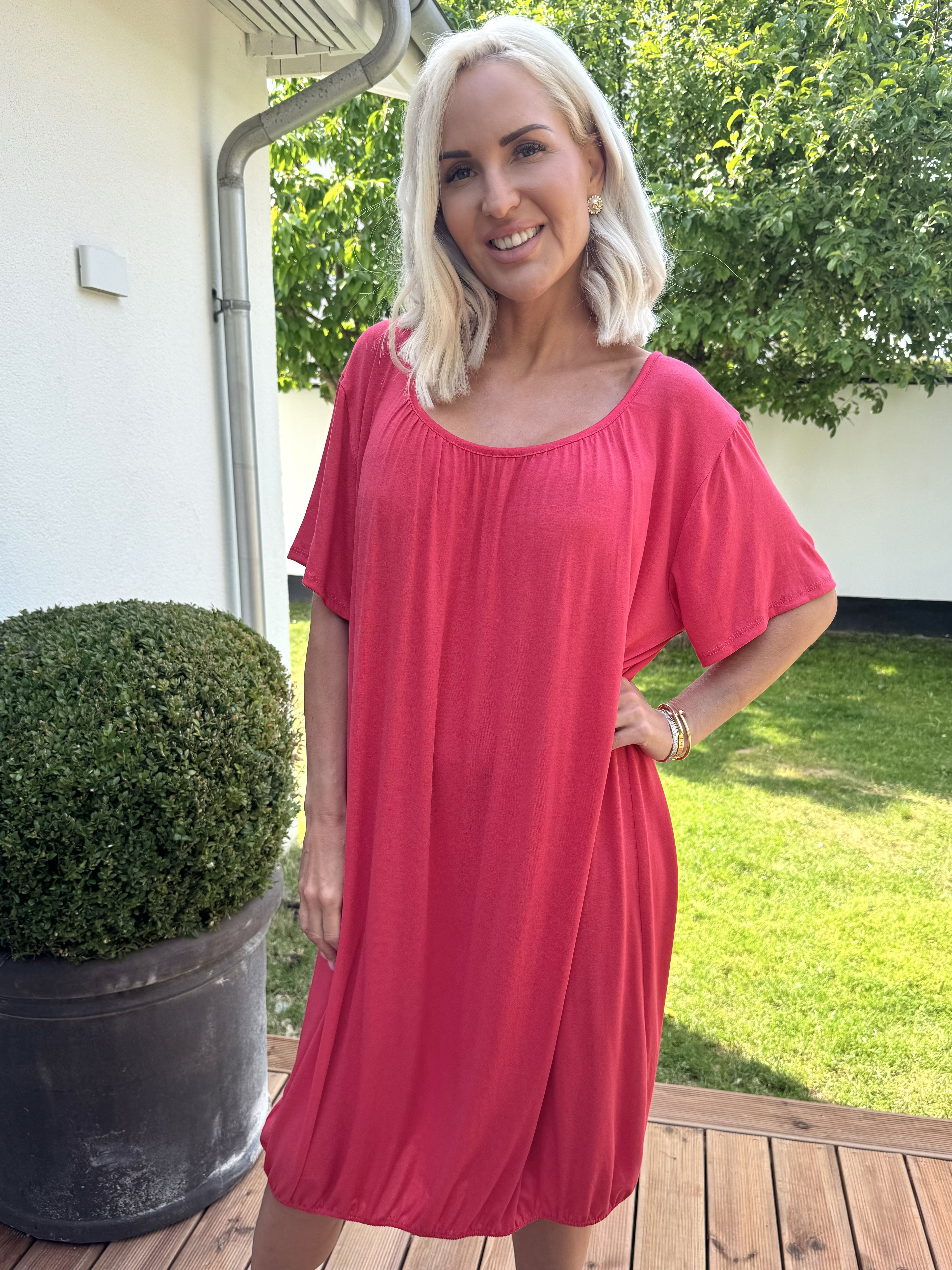 Miracle Dress - Basis kjole i viskose med elastik forneden
